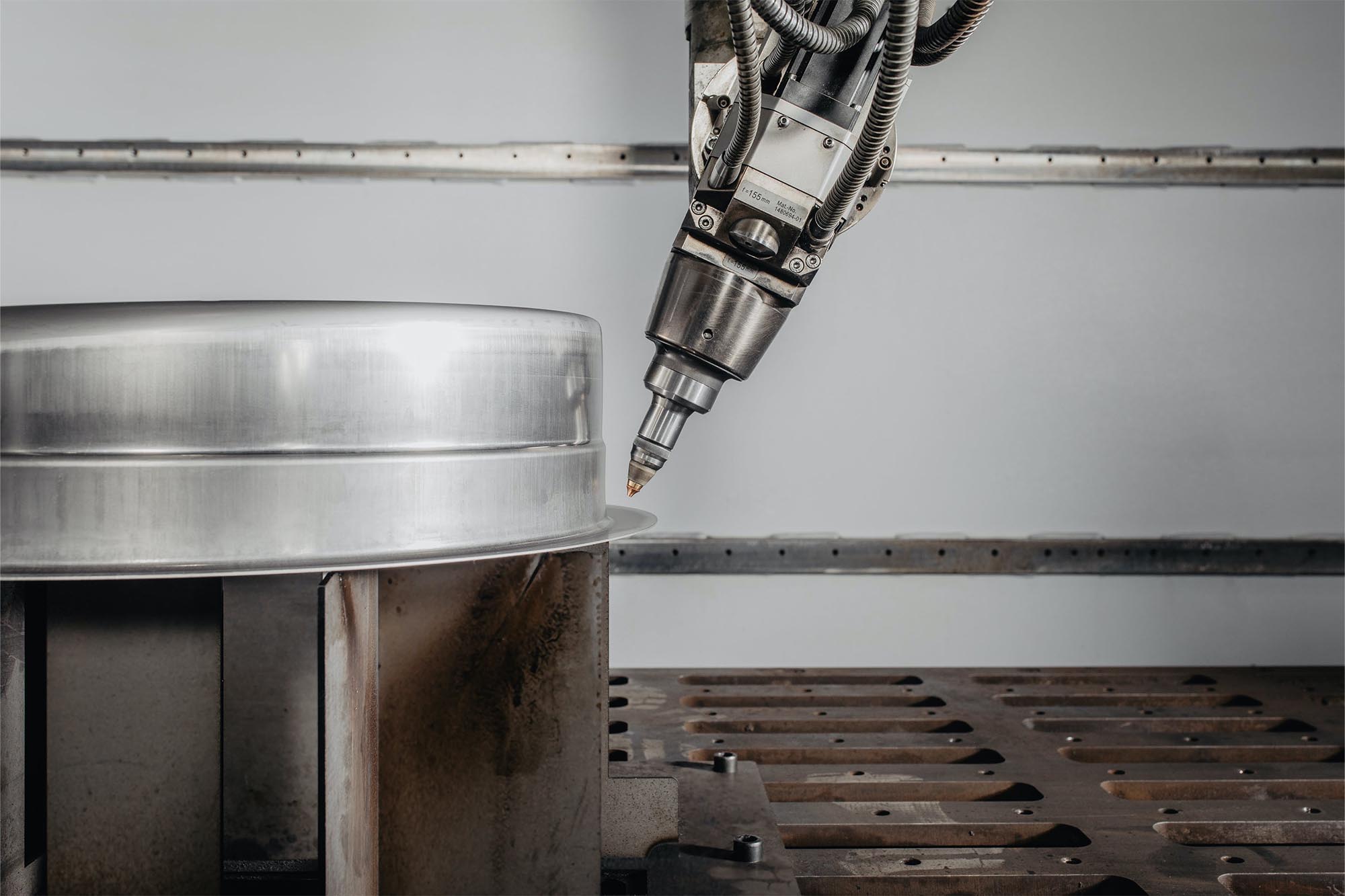 07-laserschneiden_0001_True Cell Deckblatt