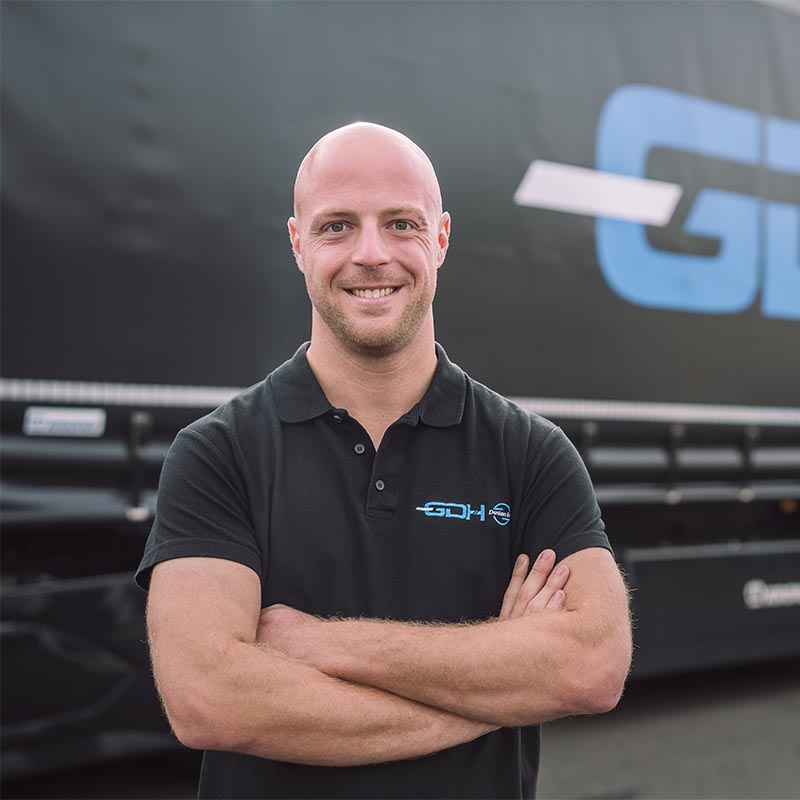 kontakt_ma_0001_Simon Schell