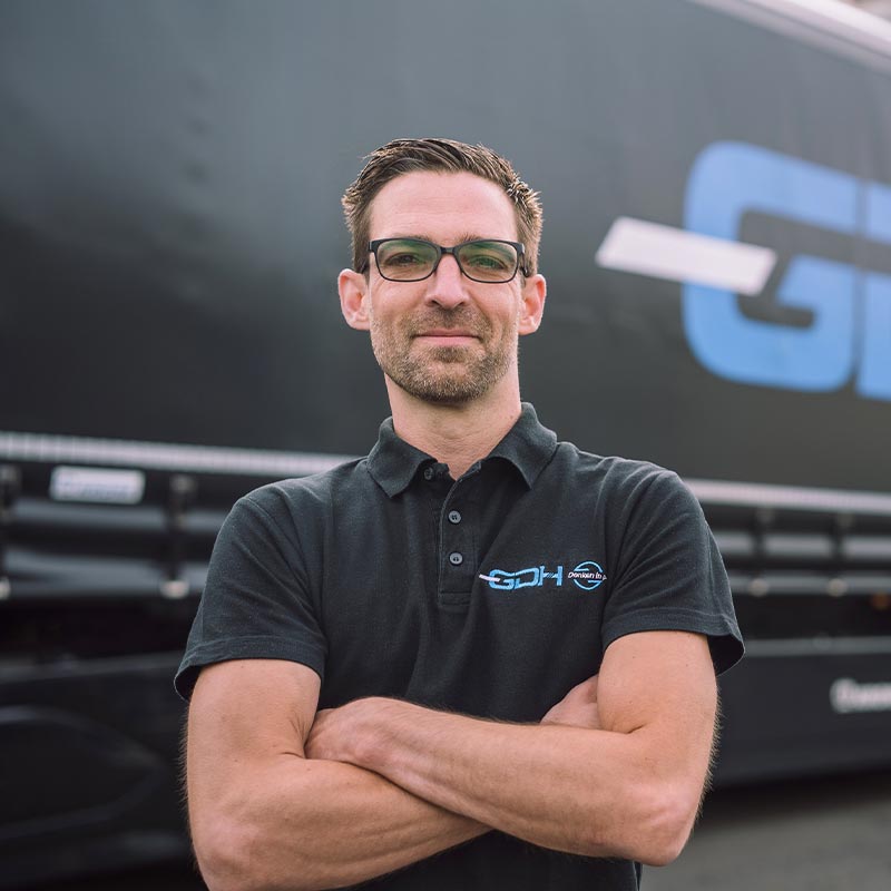 kontakt_ma_0003_Sebastian-Schmidt